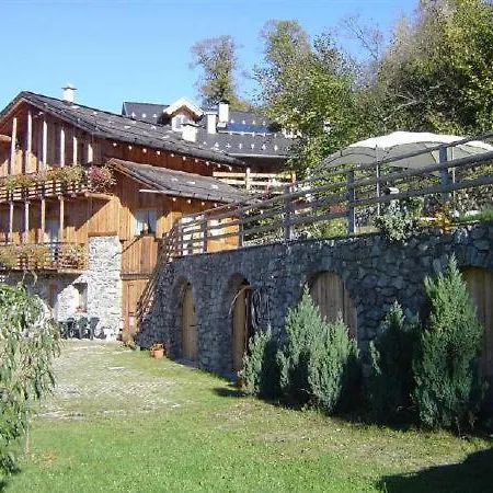 Alloggio per agriturismo Agritur Maso Gosserhof *